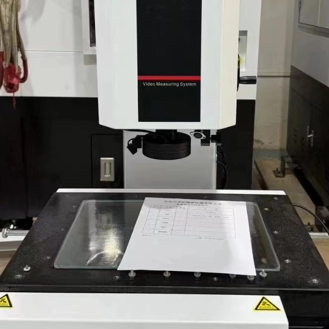 1 PC Video Measuring Machine plus 4 Profile Projector to England